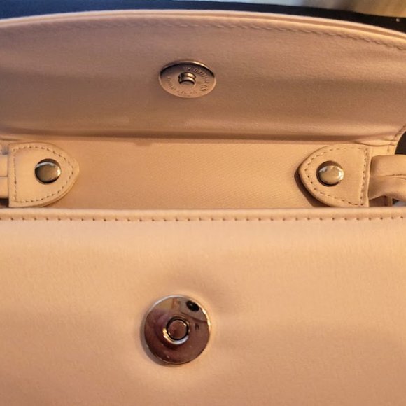 Vintage Bloomingdales soft satin purse - Picture 6 of 11